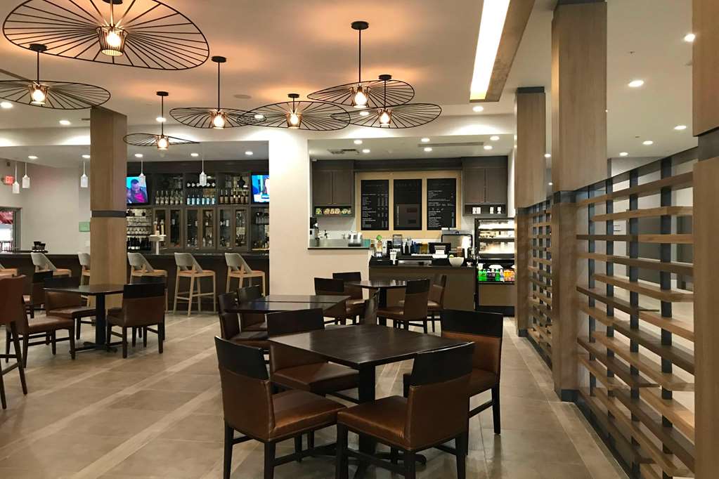 Sonesta Hotel Grand Rapids Airport - photo 25