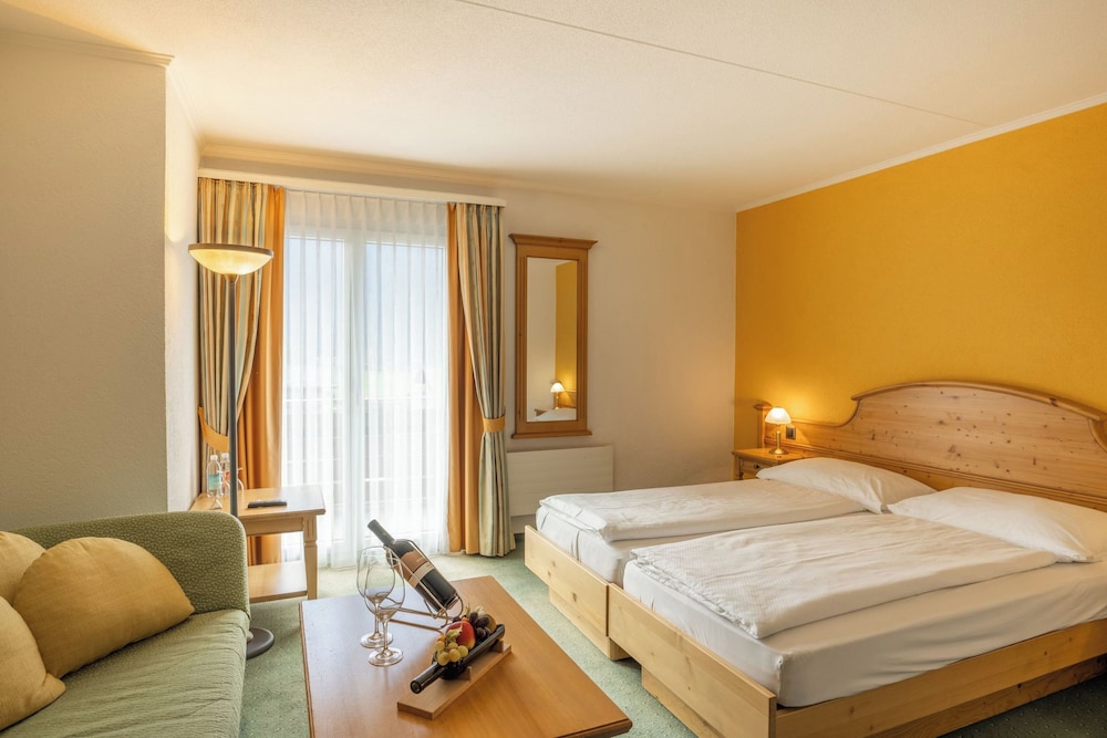 Hotel Brienz - carbon neutral hotel in Brienz