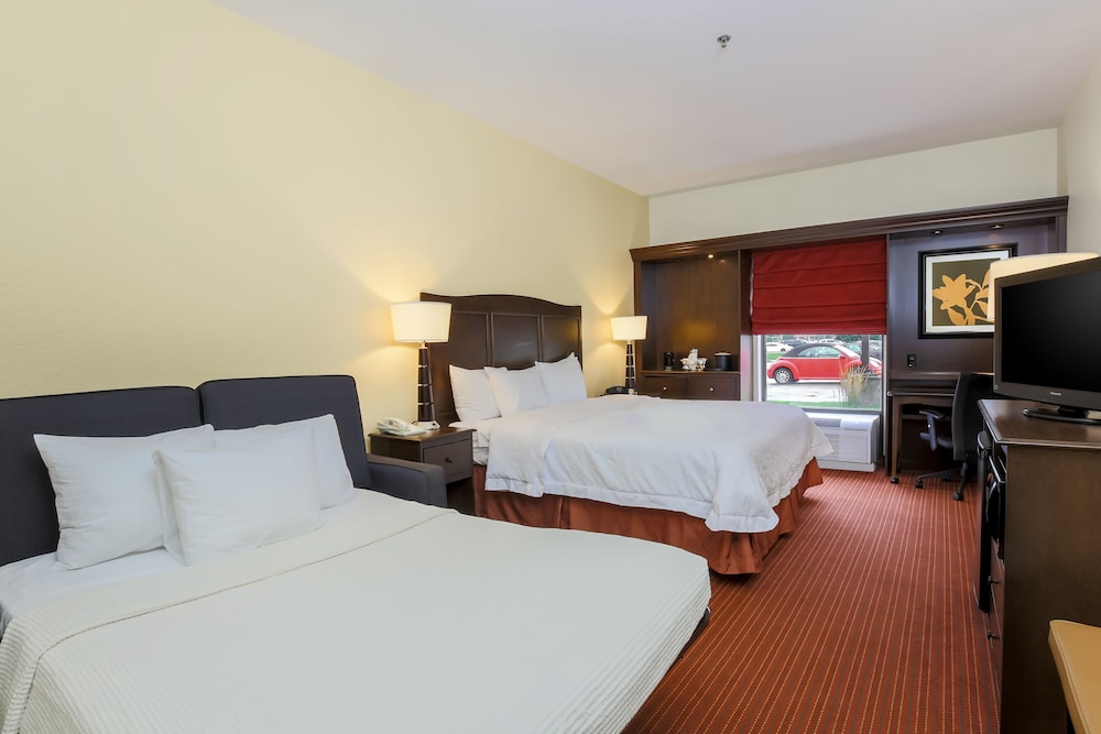 Hampton Inn Champaign Urbana - photo 10