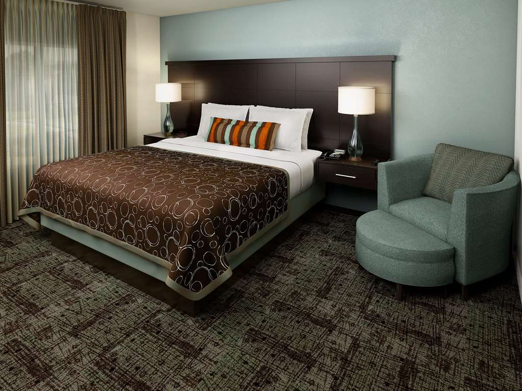 Sonesta ES Suites Atlanta Alpharetta Avalon - photo 13