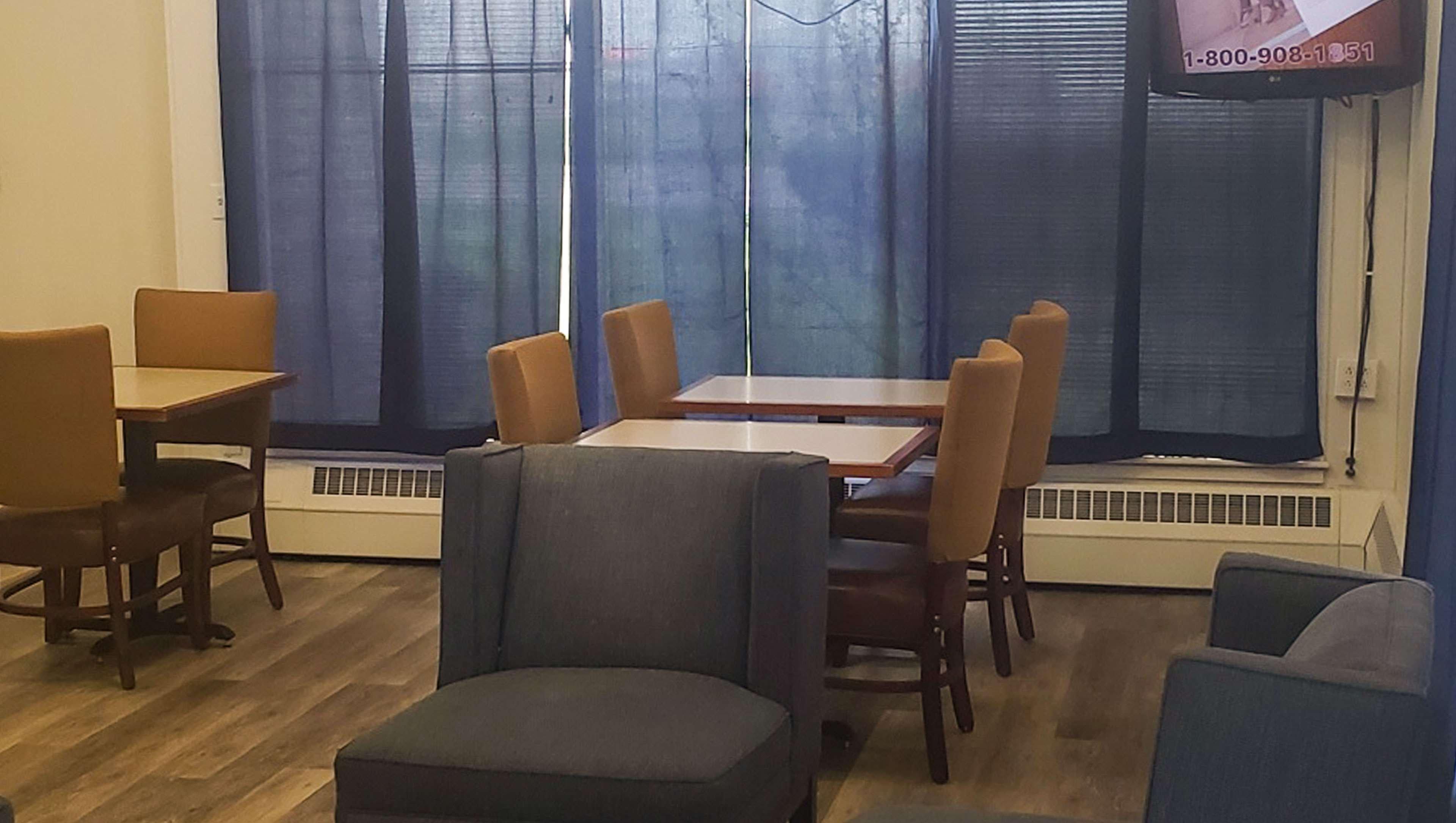 Hotel Wauseon - photo 8