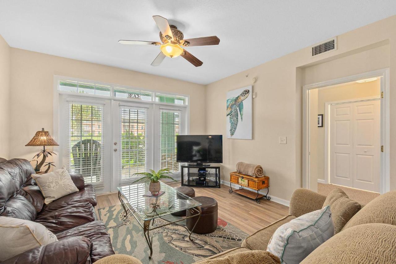 Seaside Escape Spacious 3 Bedroom Ground Floor Condo Steps To Atlantic Ocean — 4-Star Luxury Hotel in Saint Augustine, United States
