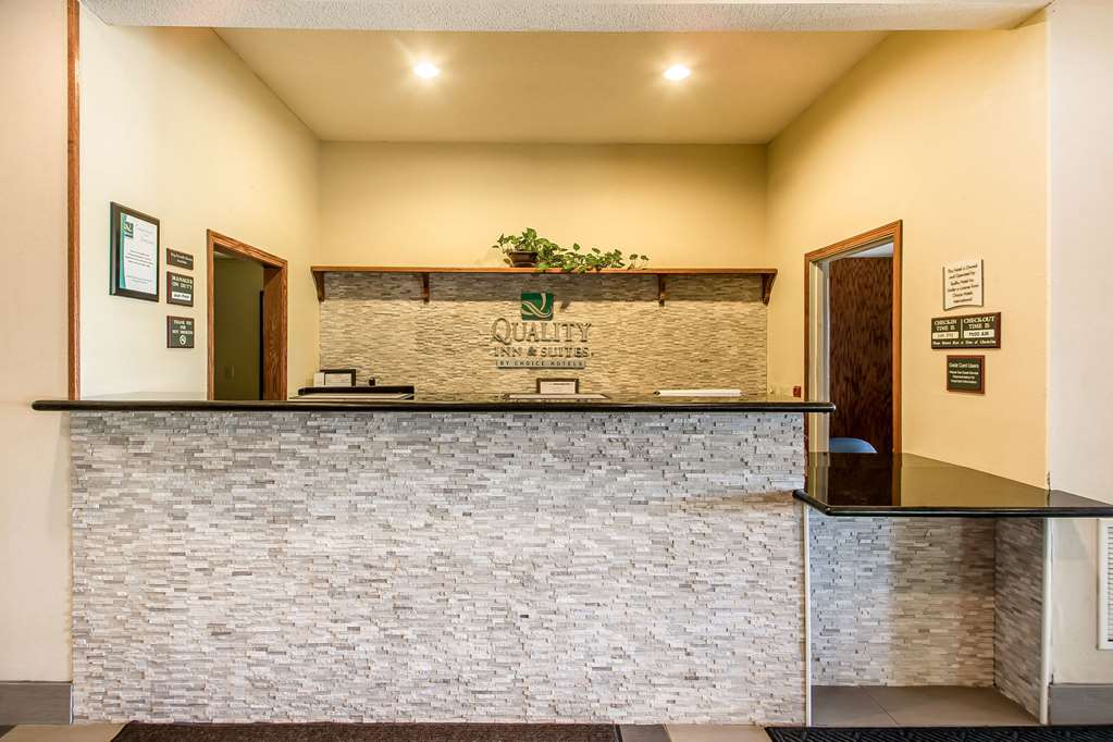Quality Inn & Suites East Troy I 43 - photo 5