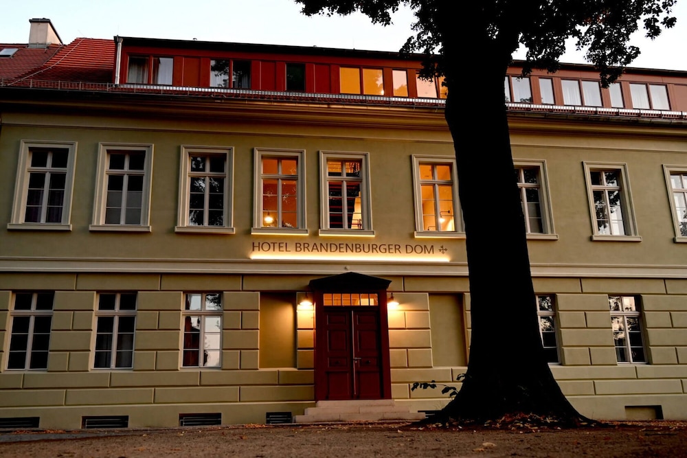 Hotel Brandenburger Dom GmbH in Brandenburg An Der Havel, Germany