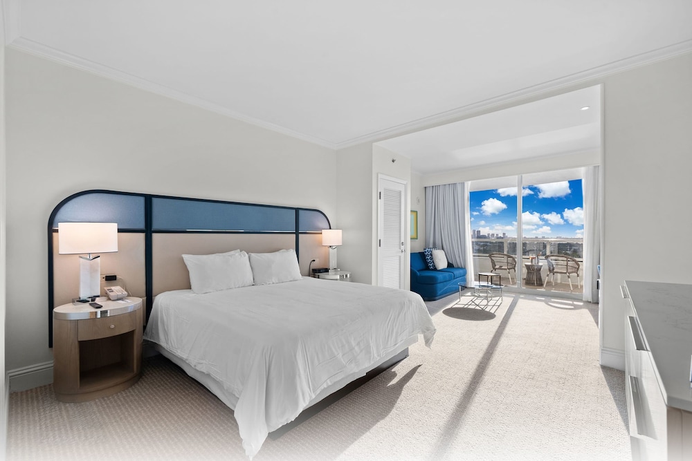 Fontainebleau Miami Beach Private Luxury Suites - photo 95