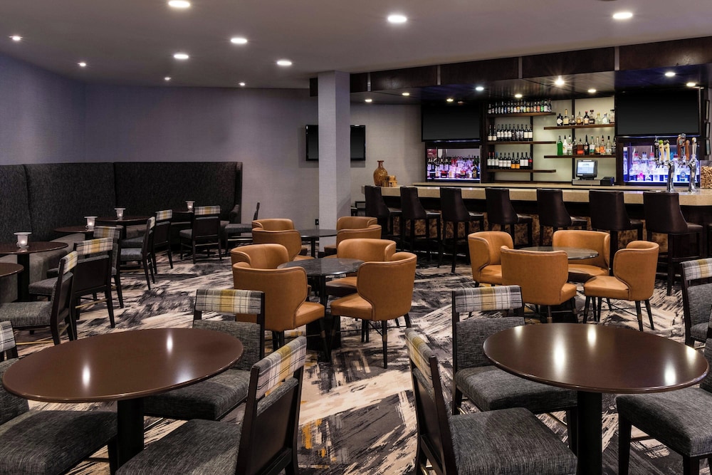 Sheraton Ann Arbor Hotel - photo 54