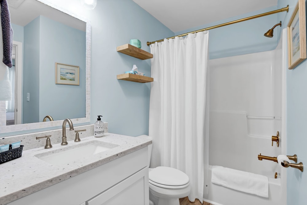 Sandpeddler Inn & Suites - photo 238