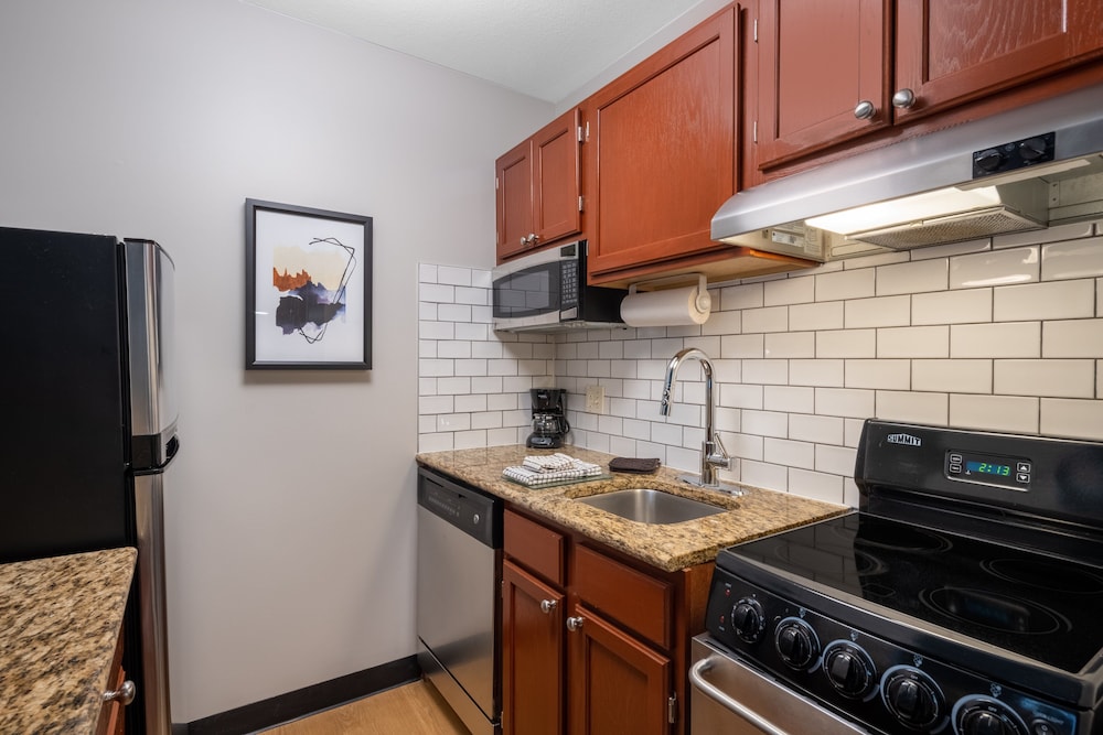 Candlewood Suites Boston North Shore Danvers - photo 16