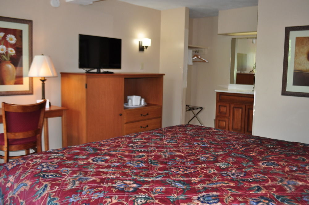 The Shaker Inn - photo 3