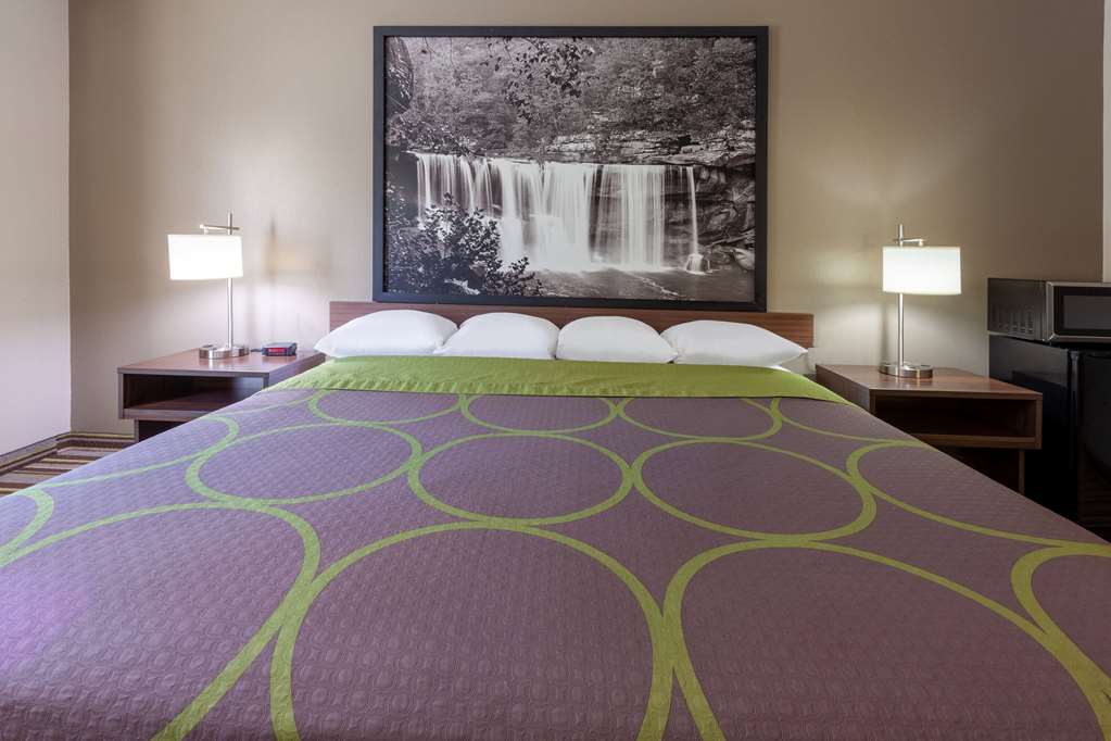 Super 8 by Wyndham La Grange KY - photo 12