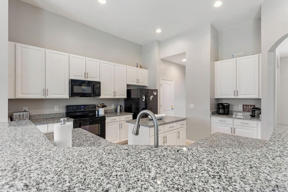 Breathe Easy at Solterra Resort by Shine Villas condo - photo 70