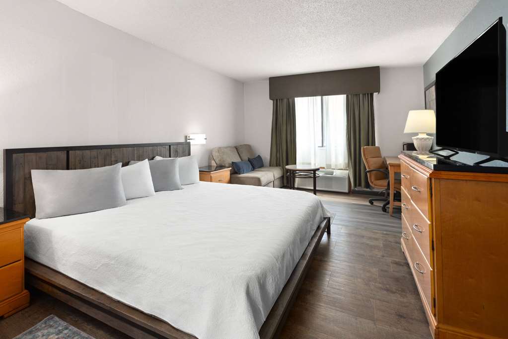 Travelodge by Wyndham Redwood Falls - photo 15