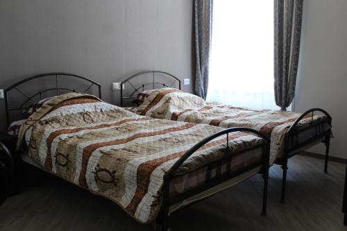 Guest House on Gia Abesadze Street