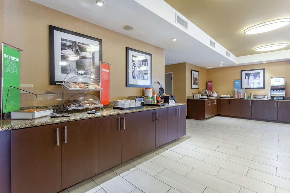 Hampton Inn Biloxi Ocean Springs - photo 15