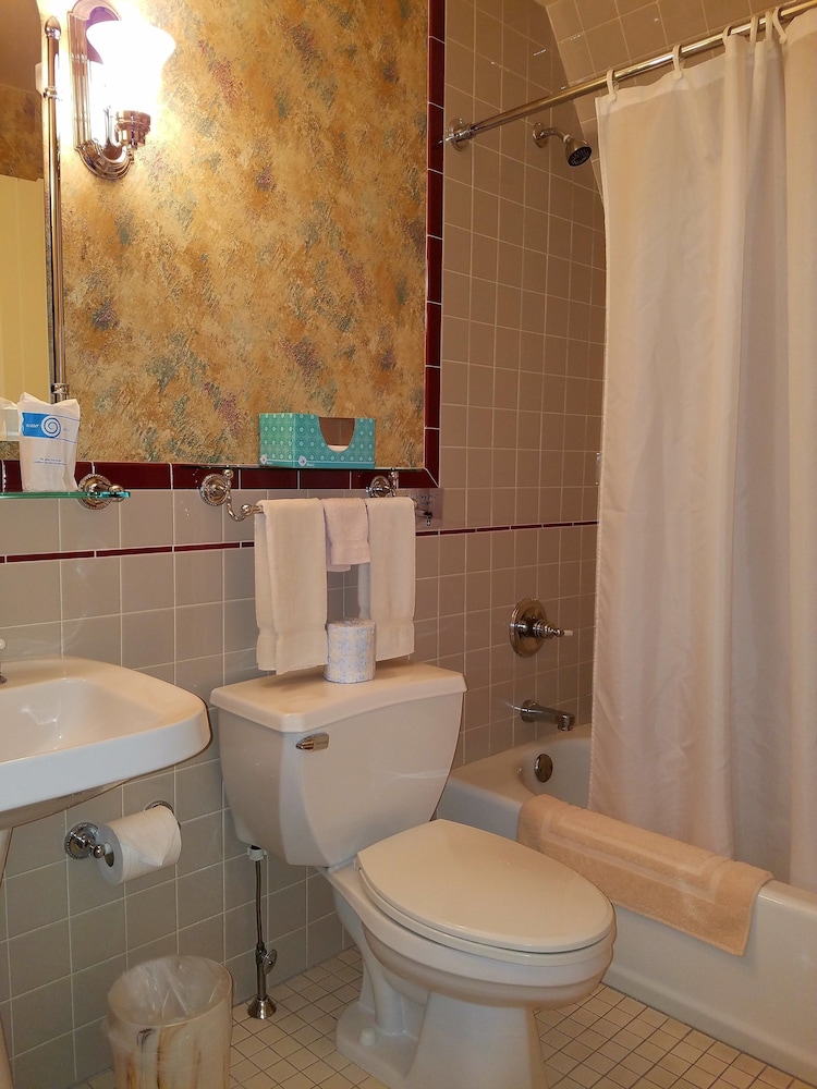 The Gables at Stirling Guest Hotel - photo 30