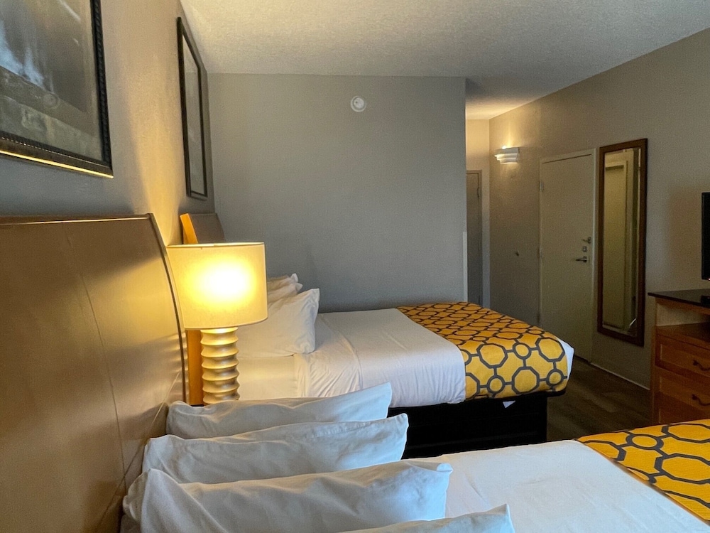 Baymont by Wyndham West Plains - photo 14