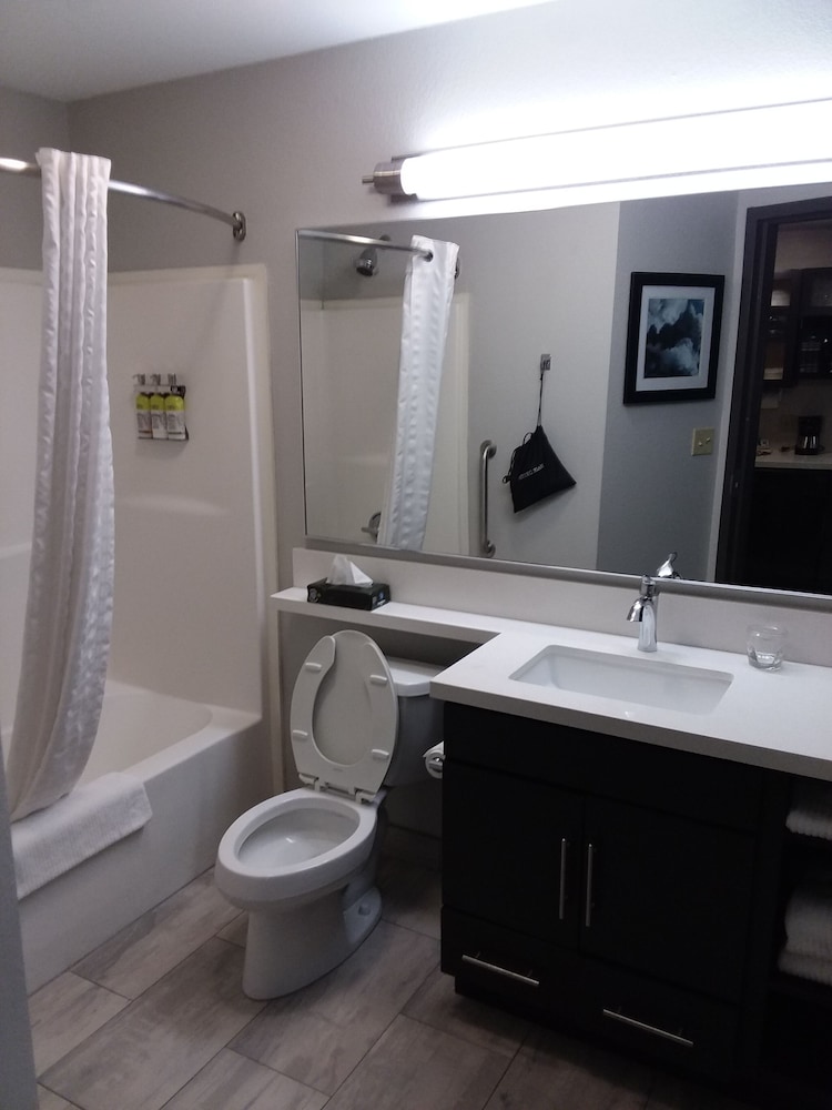 Candlewood Suites Knoxville Airport Alcoa by IHG - photo 37