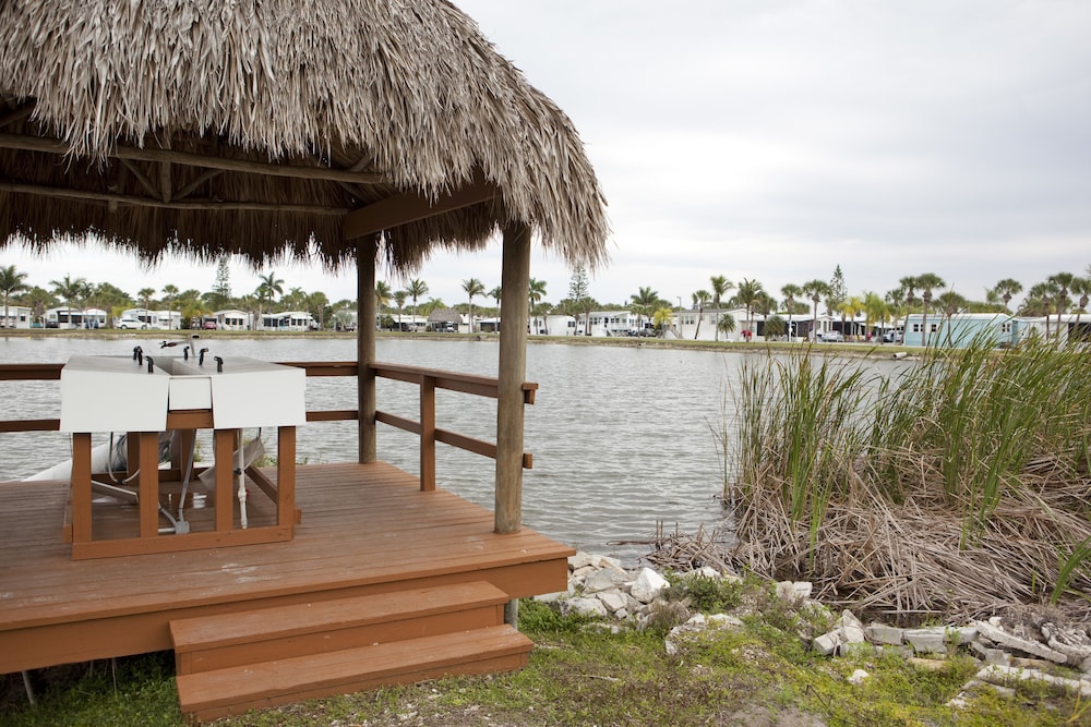 Siesta Bay RV Resort - photo 27