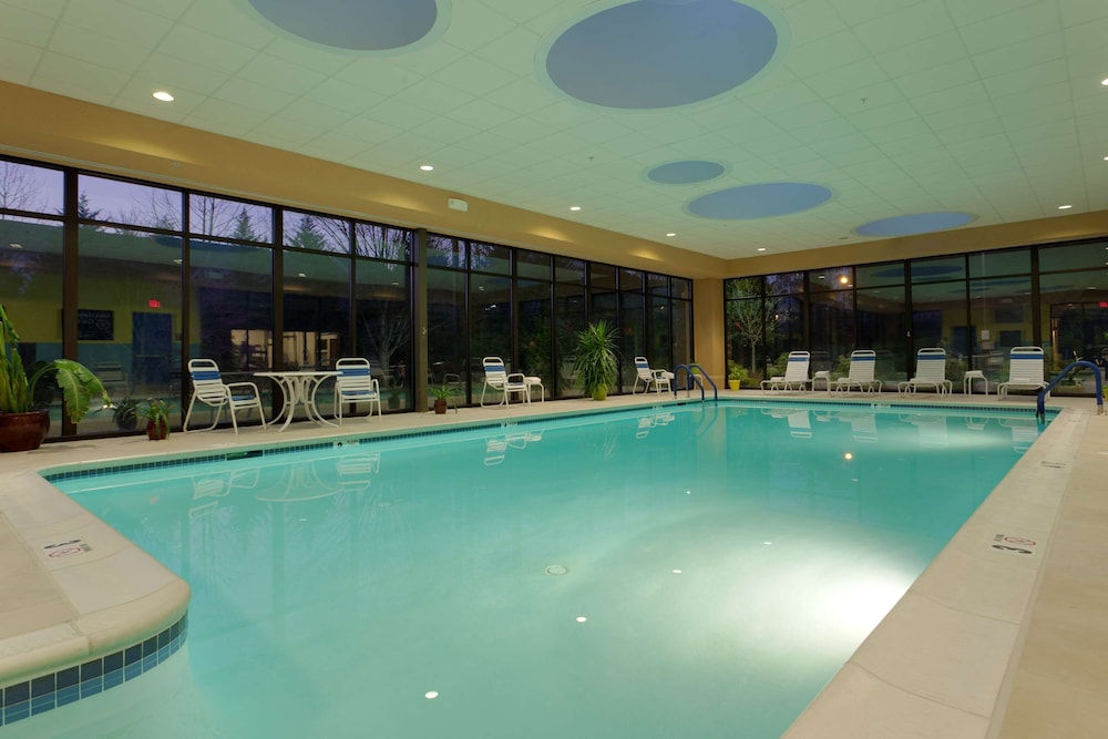 Hampton Inn Warrenton - photo 30