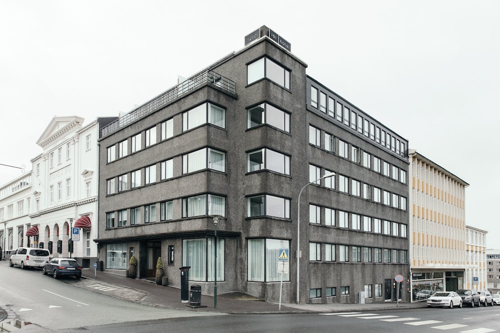 Primary image