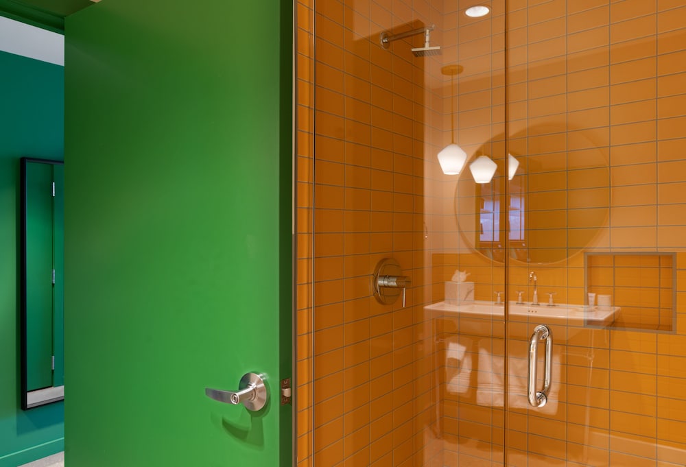 The Ruby Hotel - photo 20