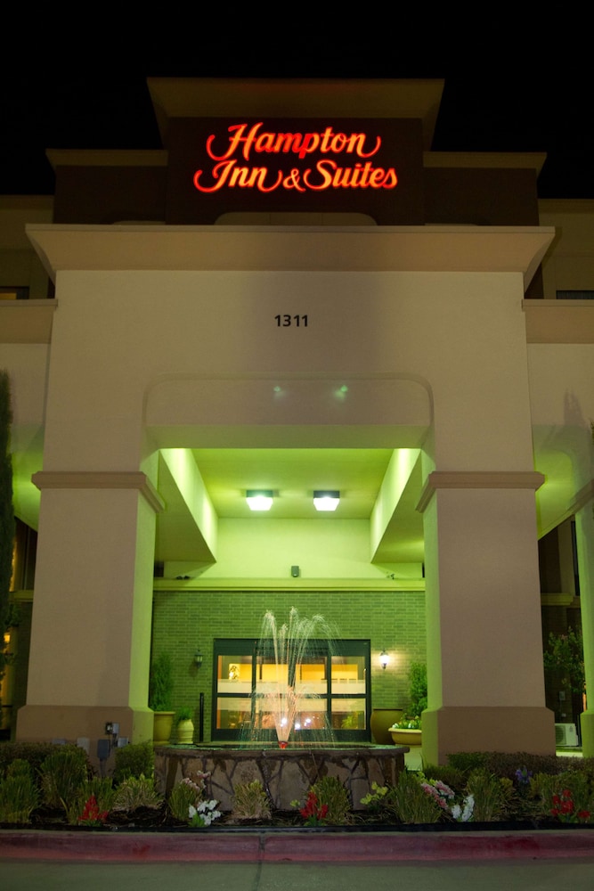 Hampton Inn & Suites Dallas DeSoto - photo 52