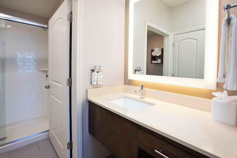 Staybridge Suites Auburn Hills by IHG - photo 12