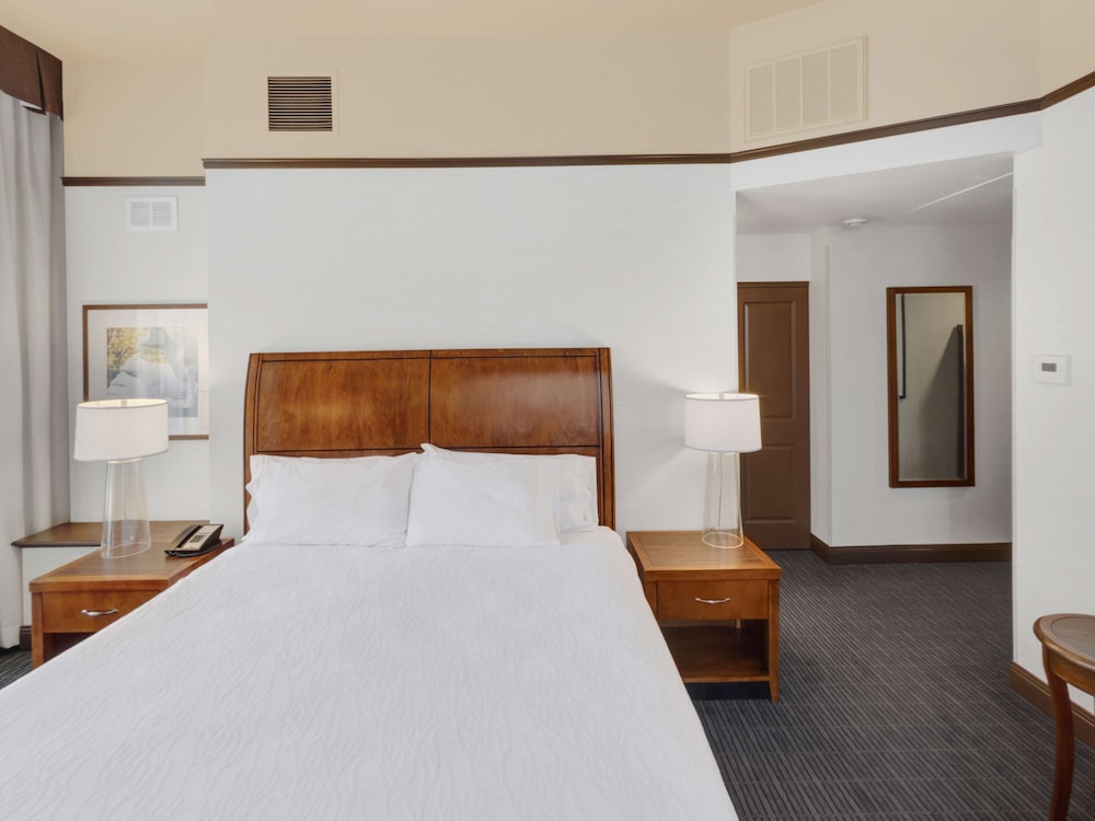 Hilton Garden Inn Milwaukee Downtown - photo 14