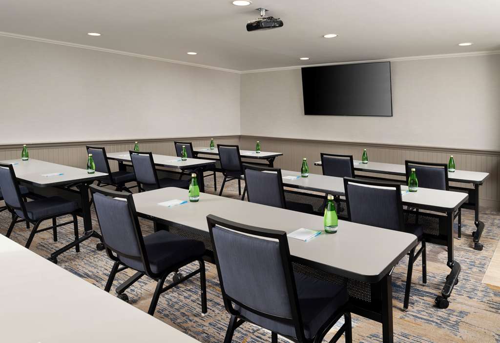 HYATT house San Diego Sorrento Mesa - photo 15