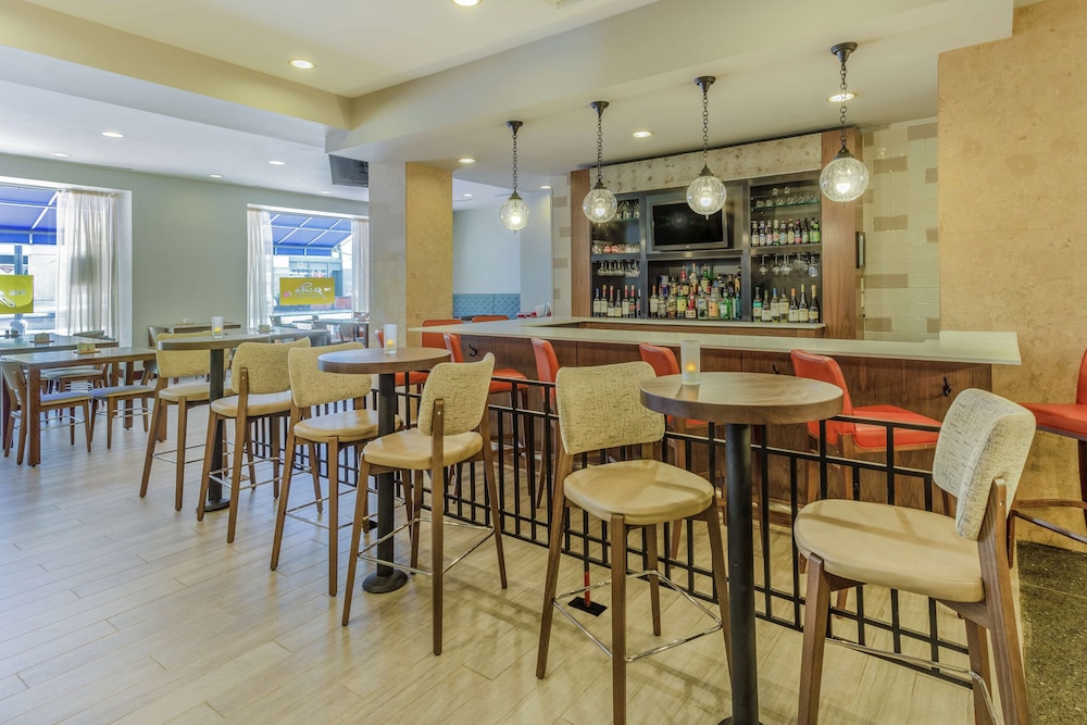 Hilton Garden Inn Indianapolis Downtown - photo 16