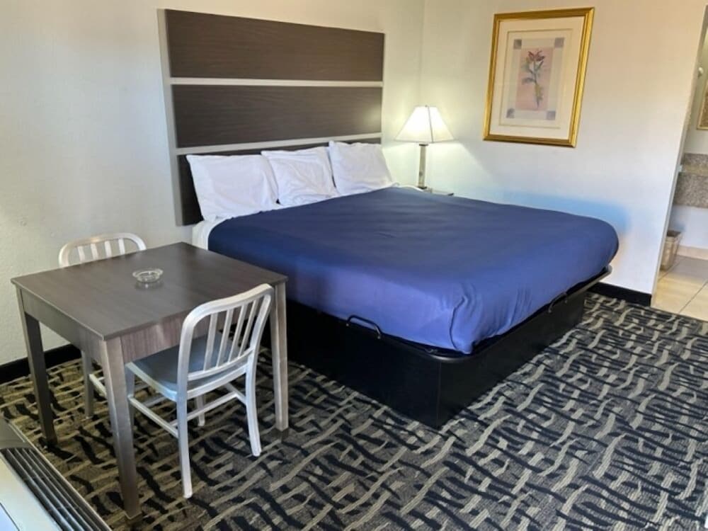 Homelodge Newnan - photo 26