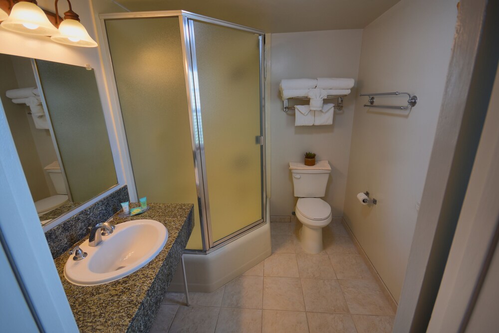 Royal Copenhagen Inn - photo 19