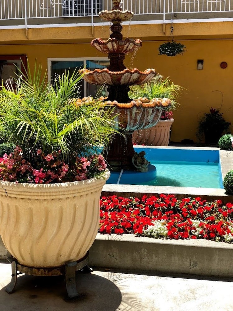 Imperial Inn Oakland - featured photo