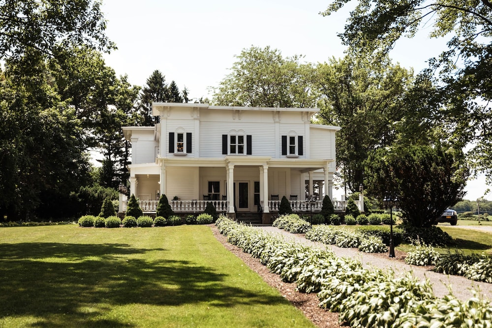 John Joseph Inn - featured photo