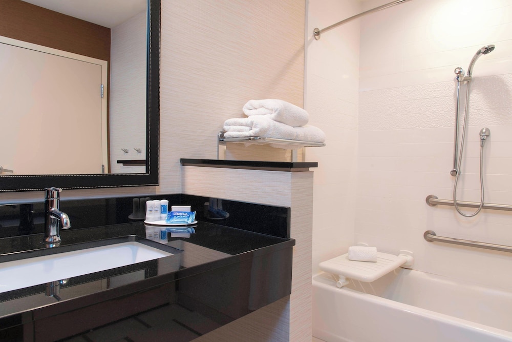 Fairfield Inn & Suites by Marriott Jackson Clinton - photo 15