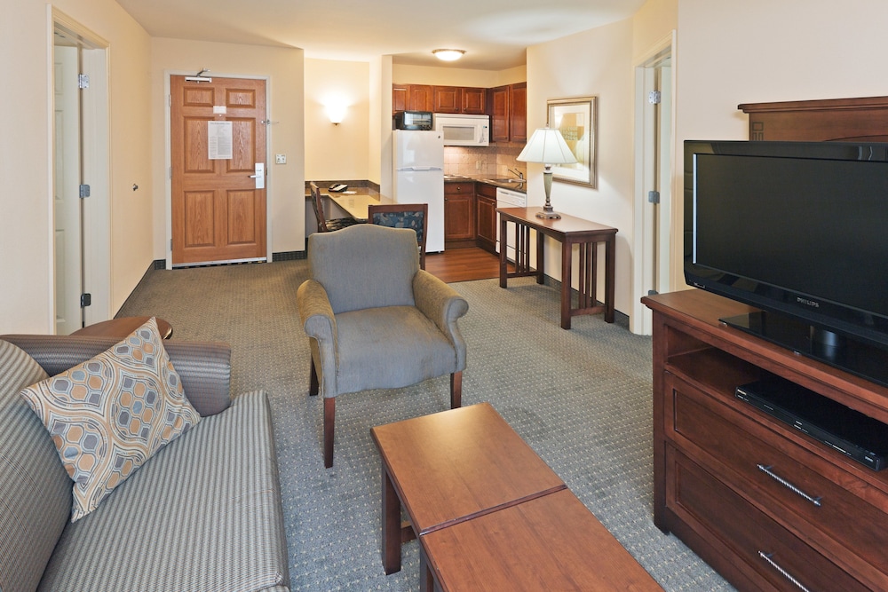 Staybridge Suites Wichita by IHG - photo 14
