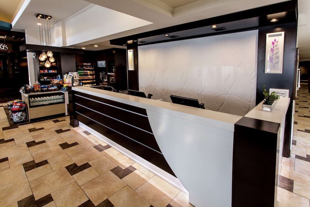 Hilton Garden Inn New York Staten Island - photo 9