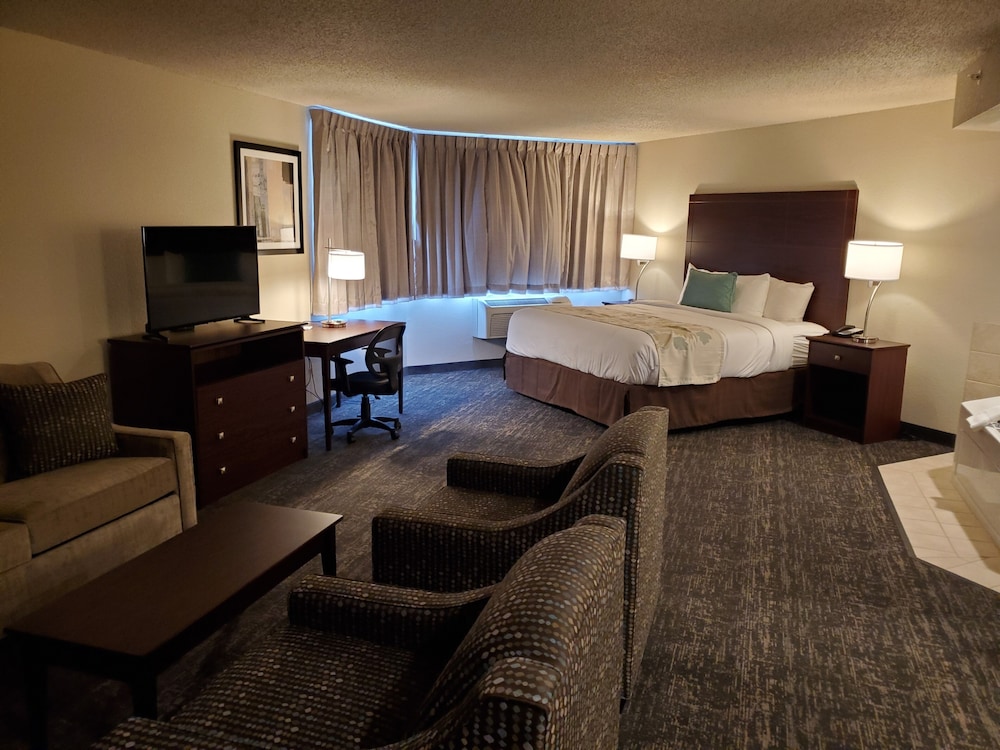 Cobblestone Suites Oshkosh - photo 23