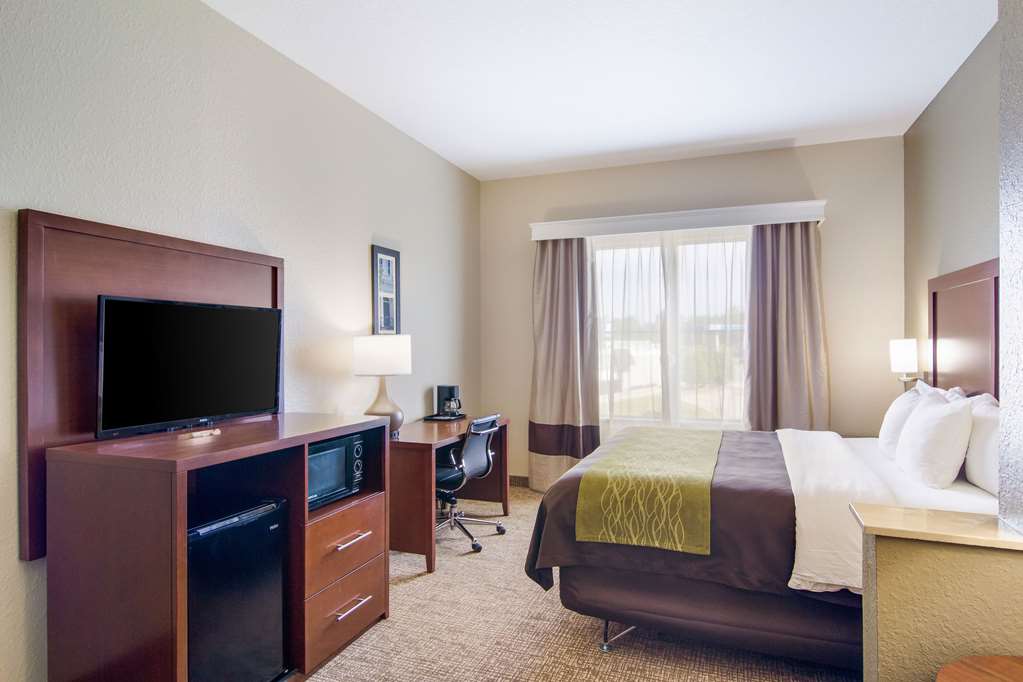 Comfort Inn Blackshear Hwy 84 - photo 25