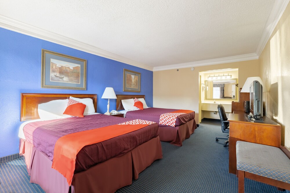 OYO Hotel Rome GA Historic District - photo 17