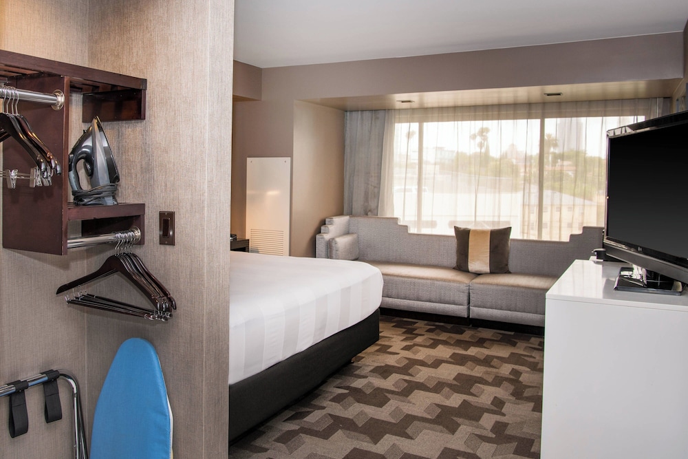 Beverly Hills Marriott - photo 41