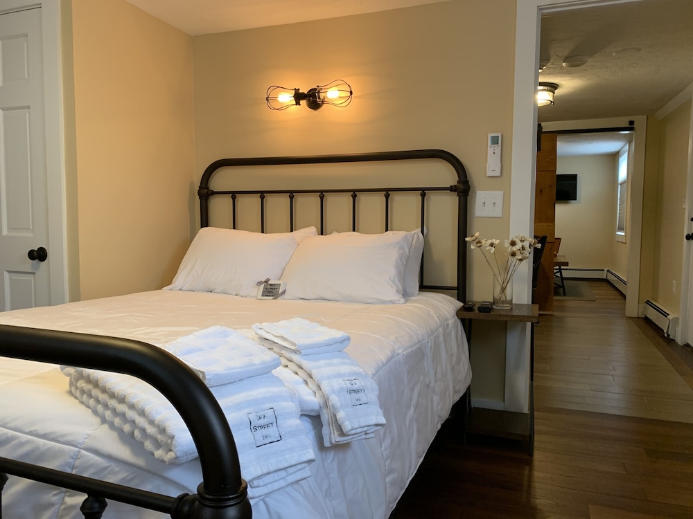 Sea Street Inn - photo 13