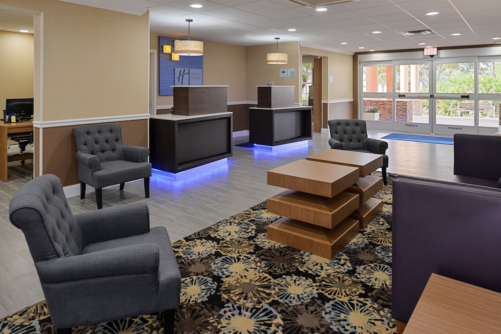 Holiday Inn Express & Suites Naples North Bonita Springs by IHG - photo 54