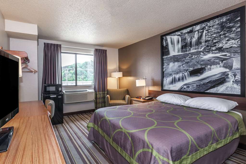 Super 8 by Wyndham Dunbar Charleston Area - photo 6