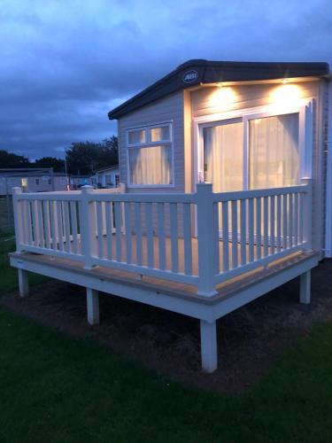 Lovely Caravan - last minute hotel in Unknown City