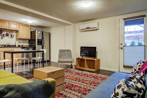Rest Easy in this Bloomingdale English Basement — 4-Star Luxury Hotel in Washington, United States
