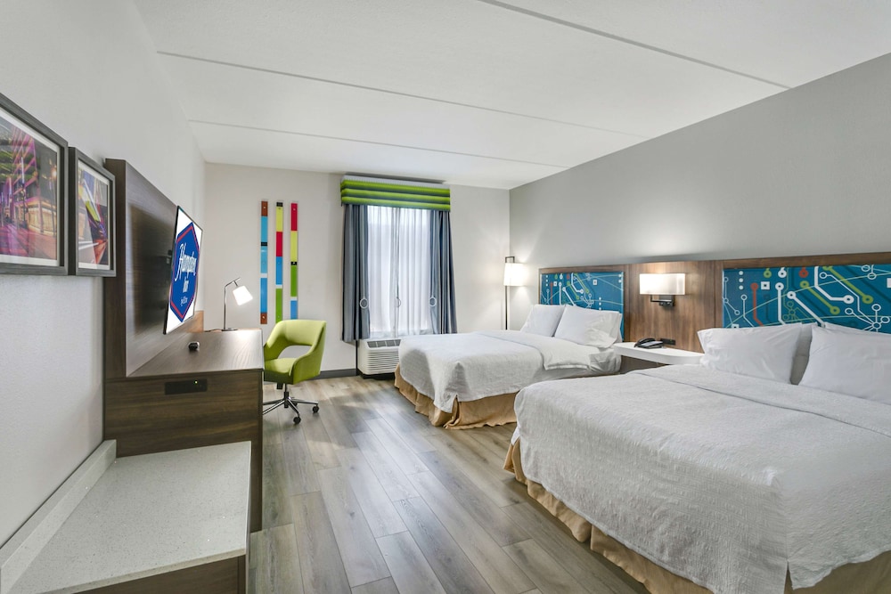 Hampton Inn Houston Pearland - photo 16