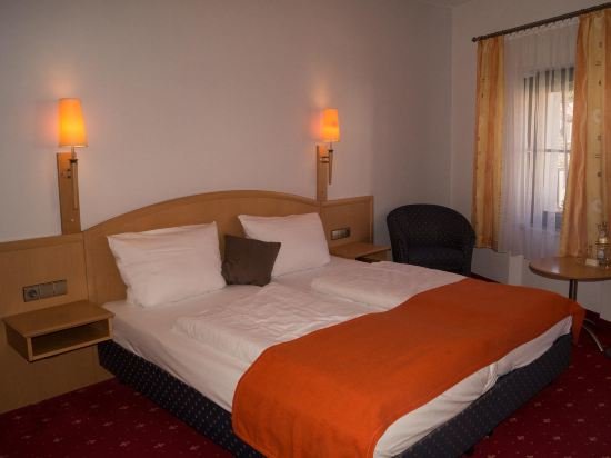 Hotel Rebmann - carbon neutral hotel in Neustadt