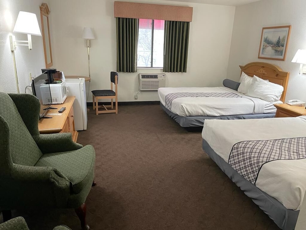 Royal Inn Keystone - photo 9