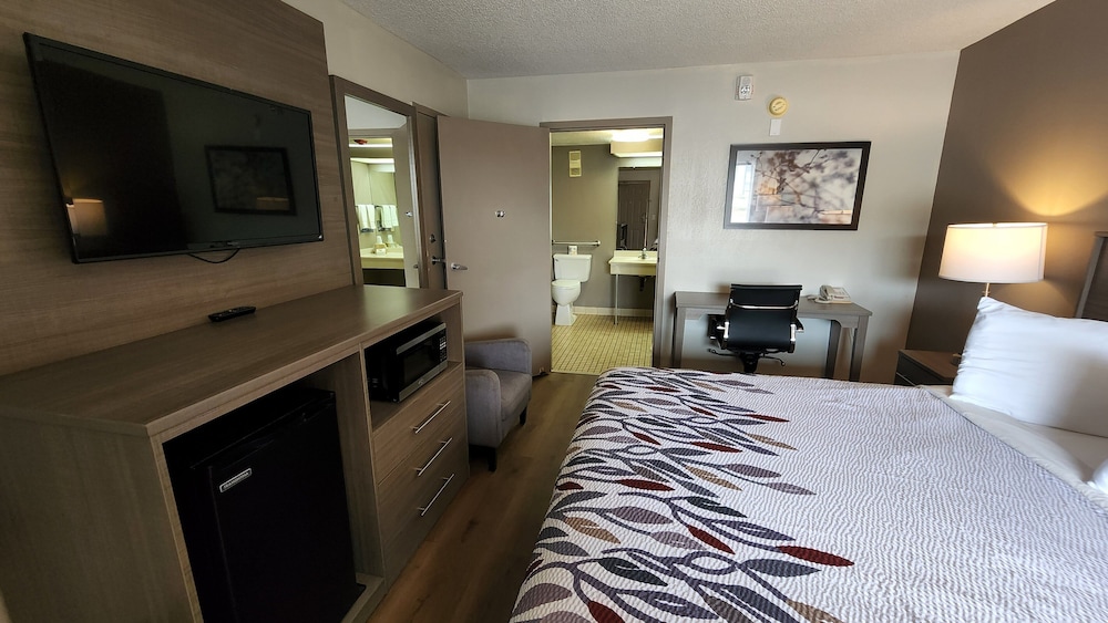 Red Roof Inn Perry - photo 7